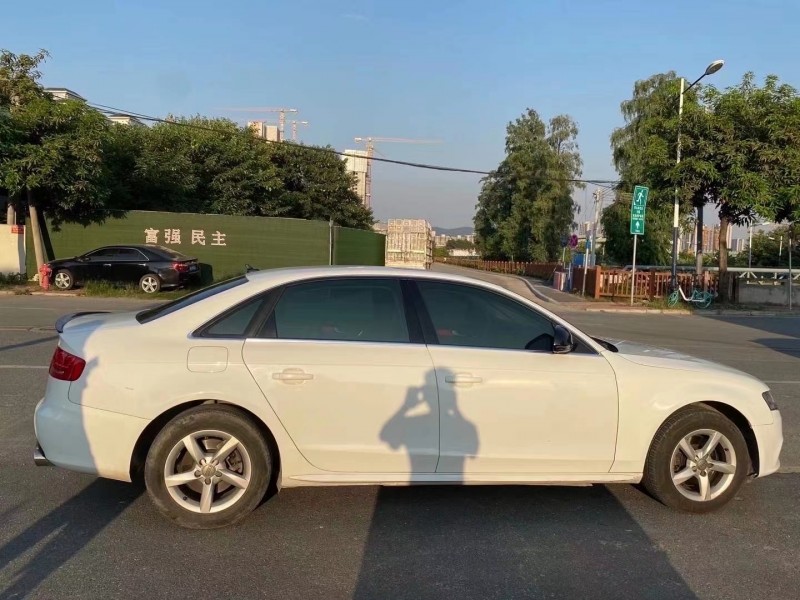 广州12年奥迪A4L6