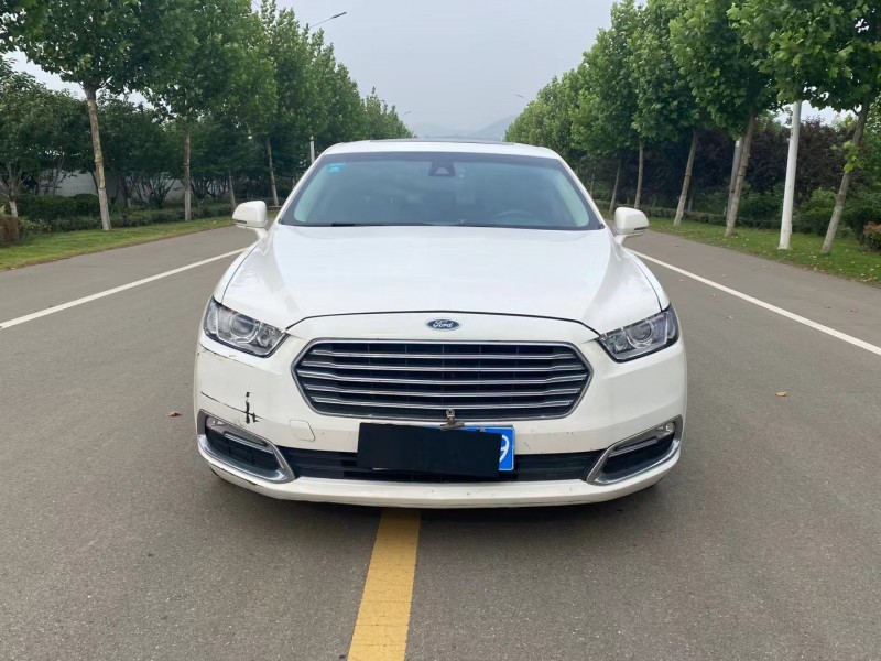 徐州16年福特金牛座1