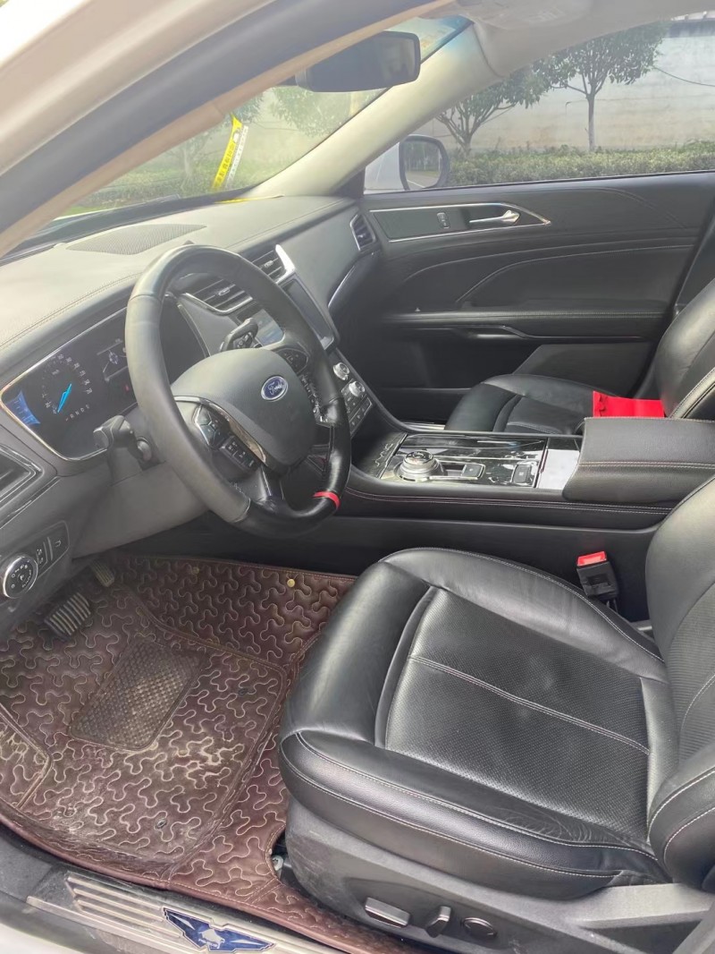 徐州16年福特金牛座5