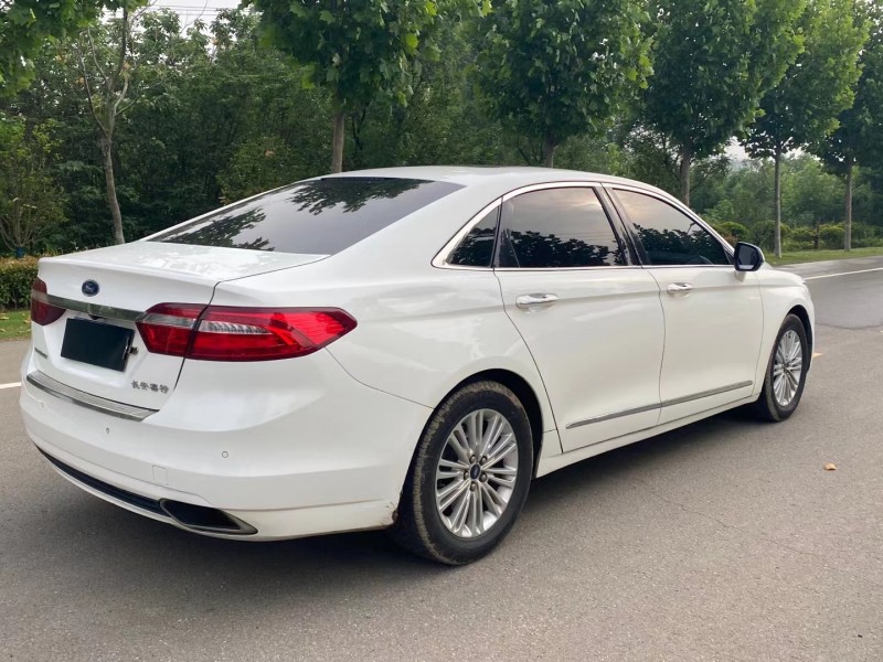 徐州16年福特金牛座7