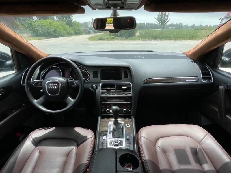 枣庄10年奥迪Q75