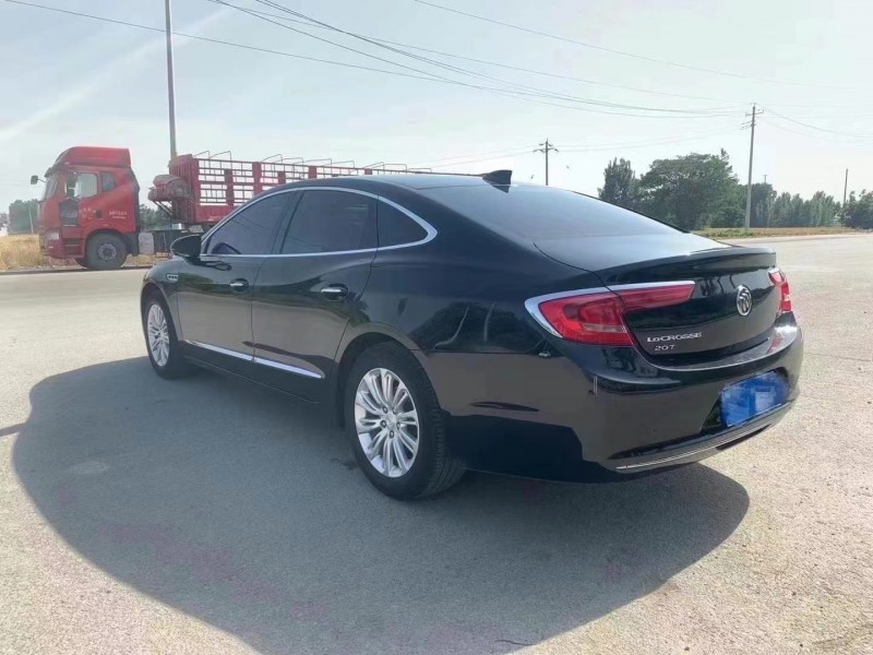 枣庄19年别克君越7