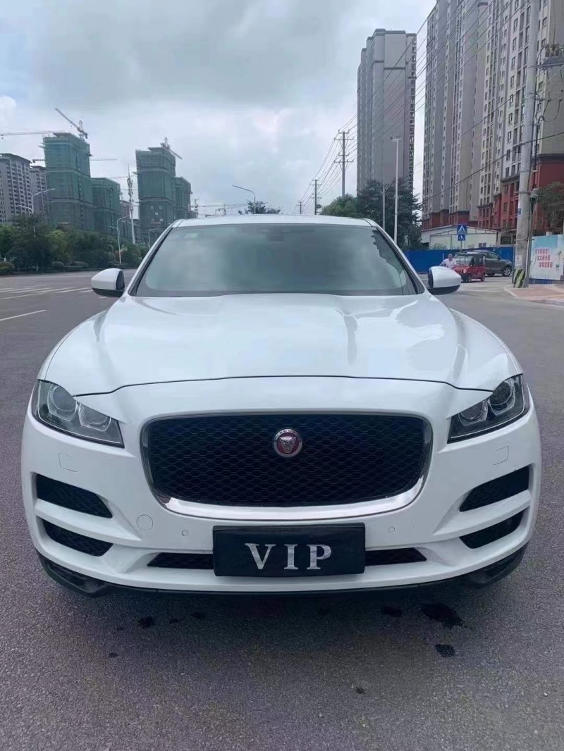 黃山17年捷豹F-PACE9