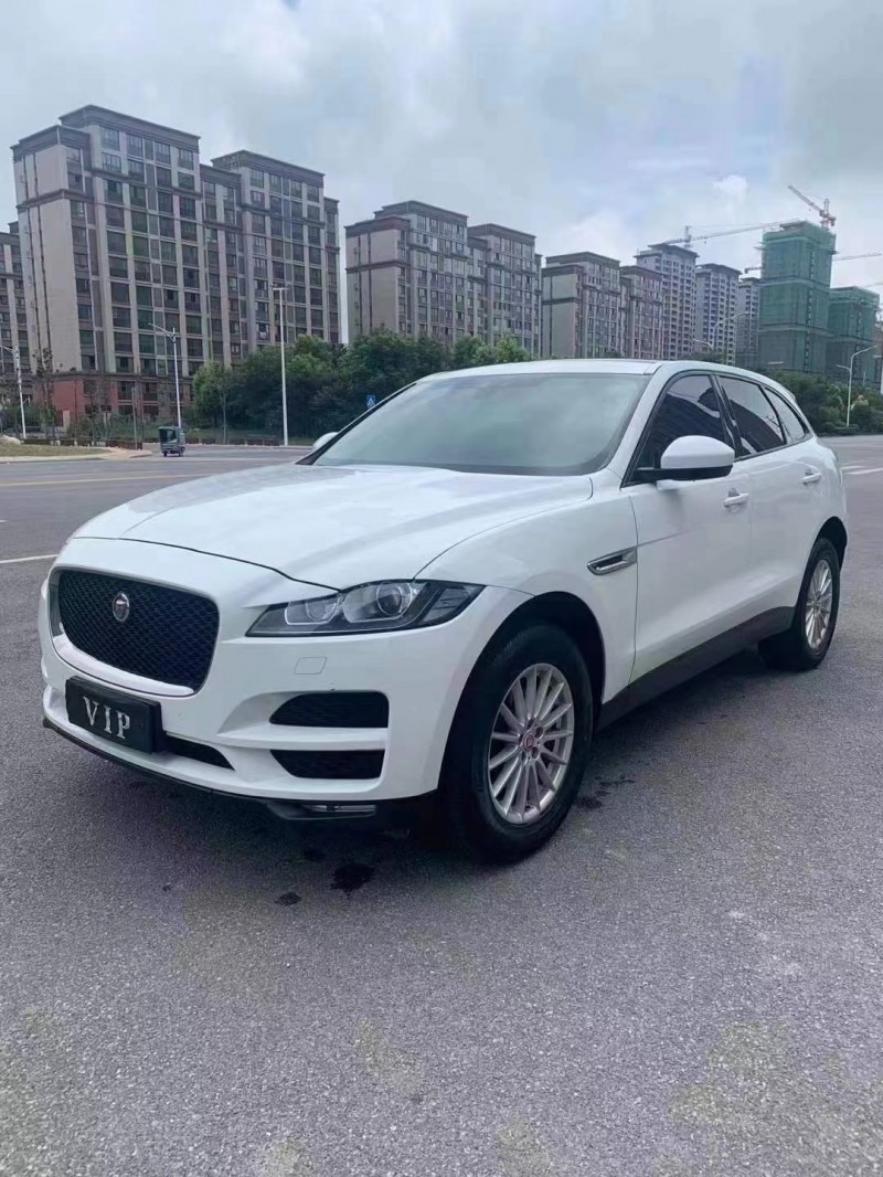 黃山17年捷豹F-PACE8