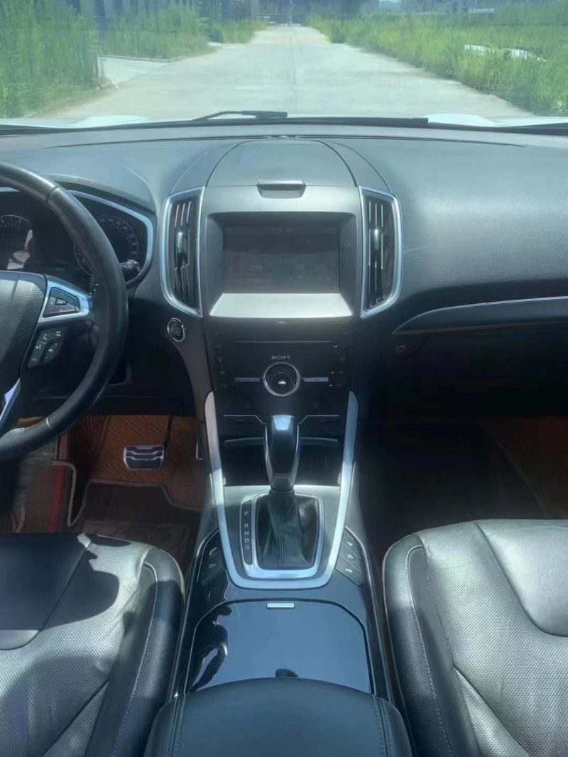 武汉16年福特锐界1