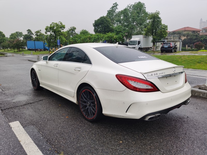 佛山17年奔驰CLS级AMG3