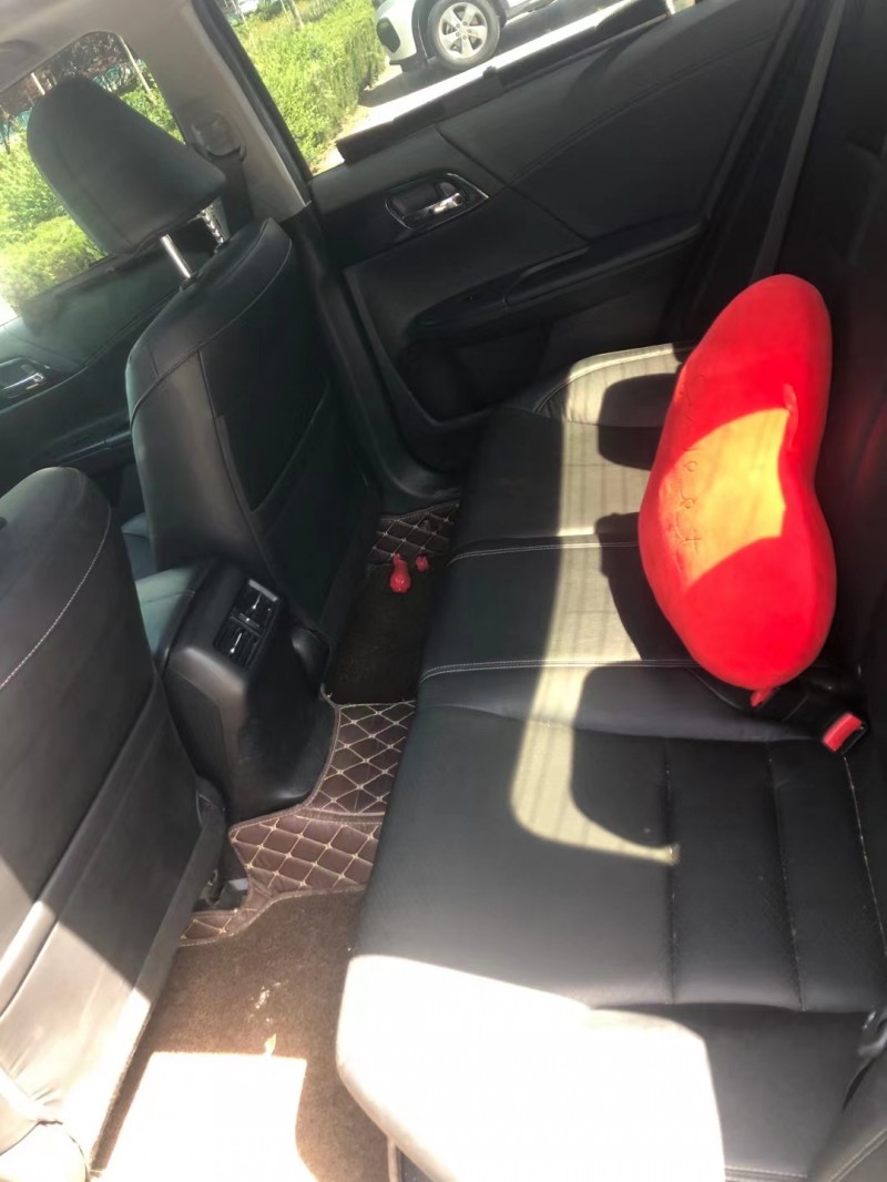 潍坊18年本田雅阁6