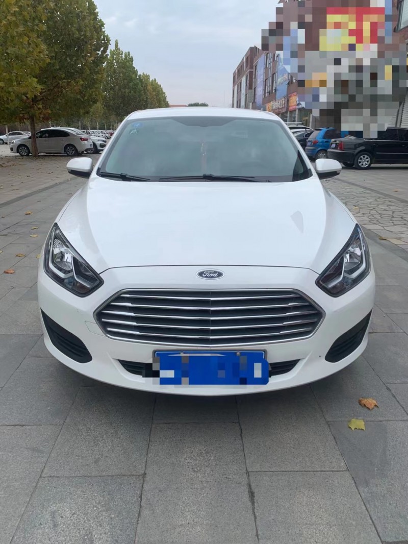 潍坊19年福特福睿斯1