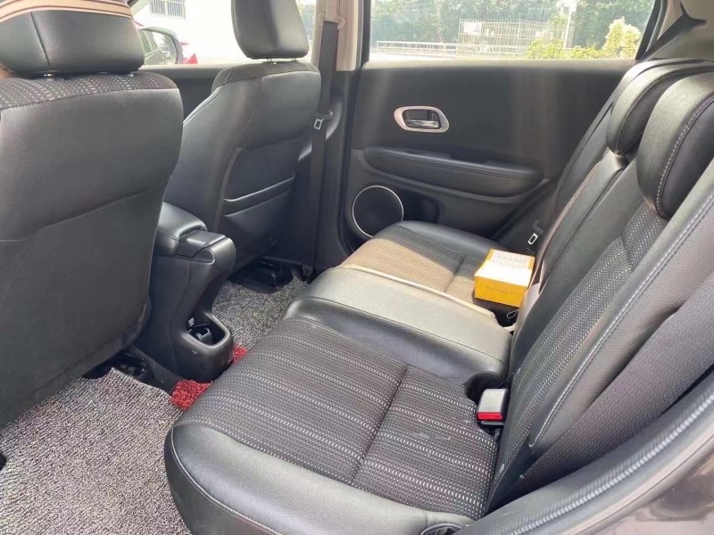 广州15年本田缤智8