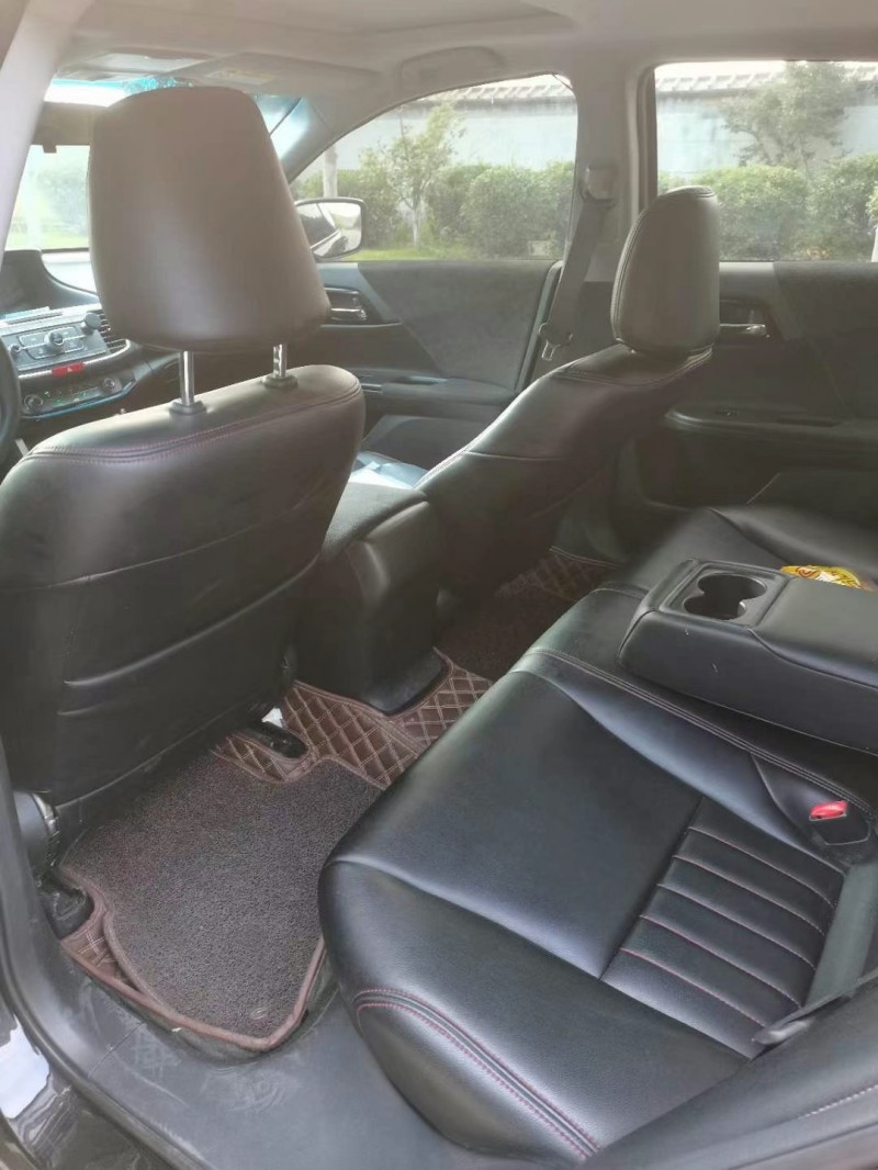 徐州17年本田雅阁8