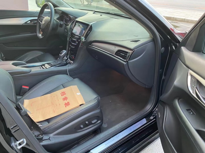 保定17年凯迪拉克ATS-L3