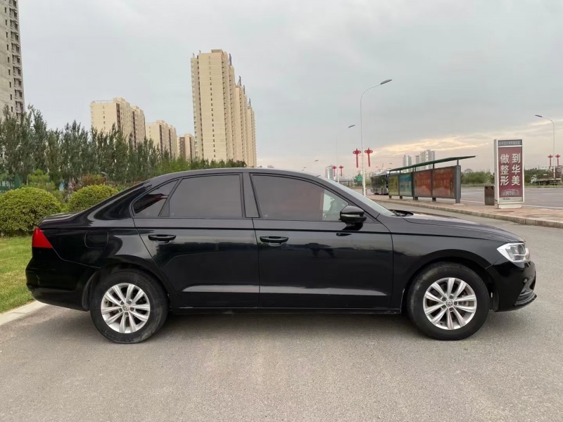 保定17年大众宝来3