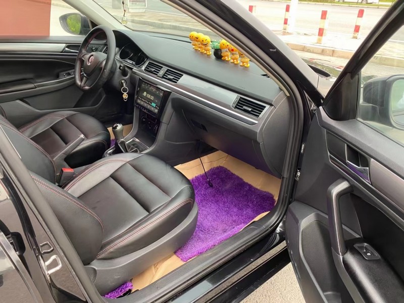 保定17年大众宝来6