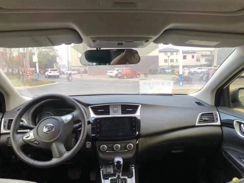 上饒19年日產軒逸6