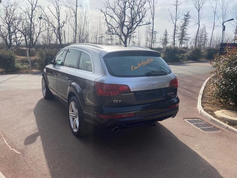 運城08年奧迪Q75