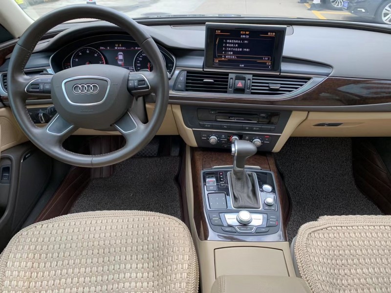 中山13年奥迪A6L8