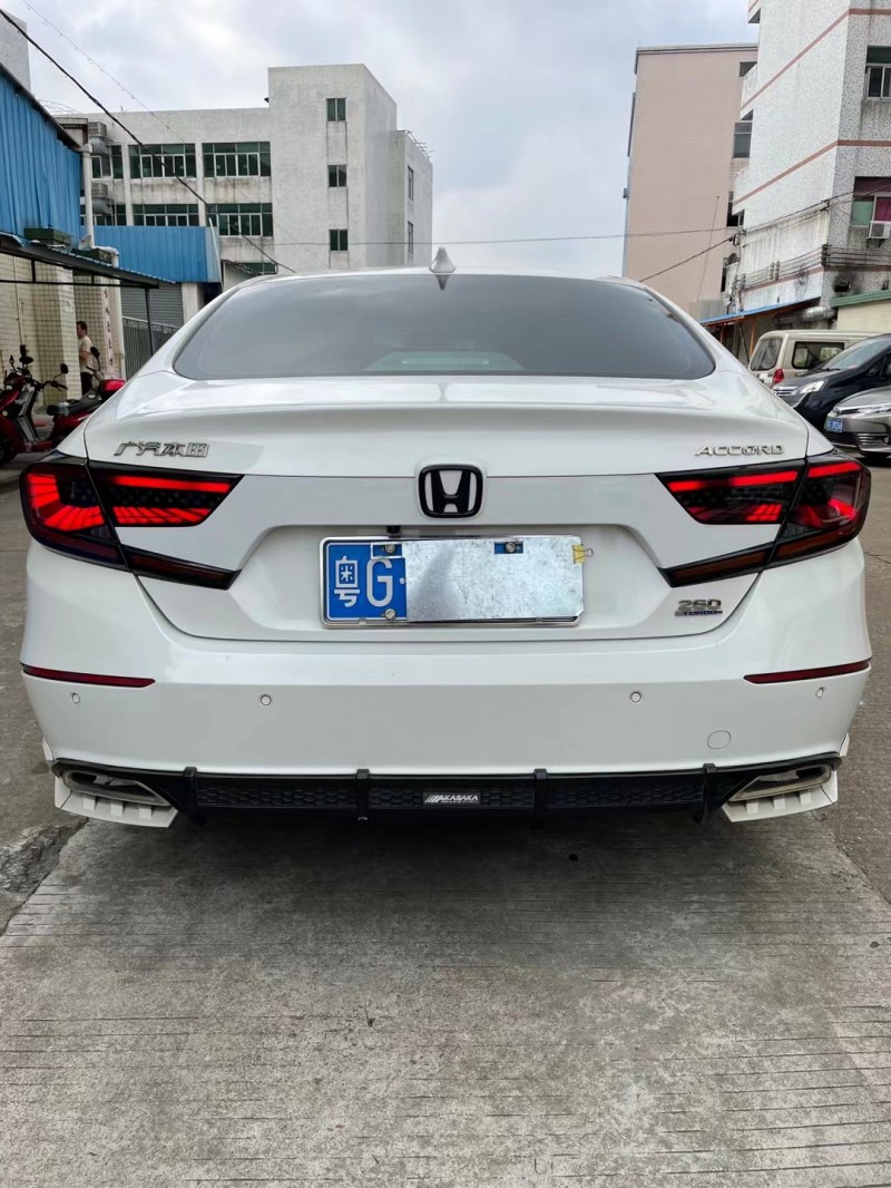 中山19年本田雅阁4