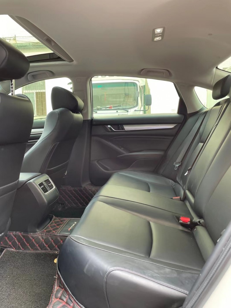 中山19年本田雅阁7