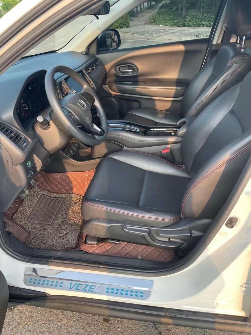 盐城17年本田缤智1