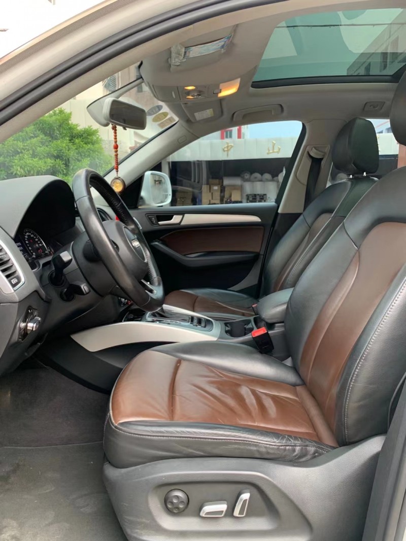 中山16年奥迪Q59