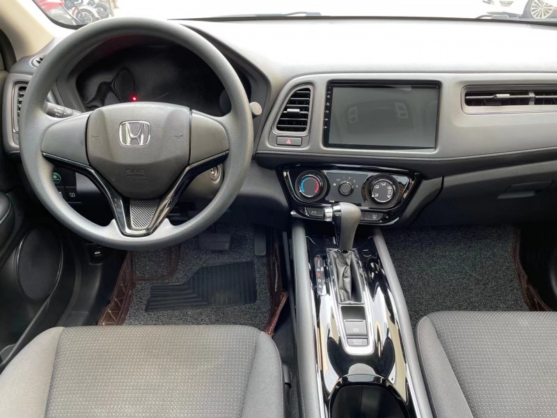 中山20年本田缤智8