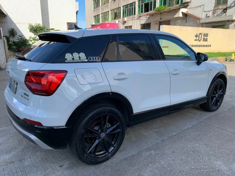 中山19年奥迪Q24