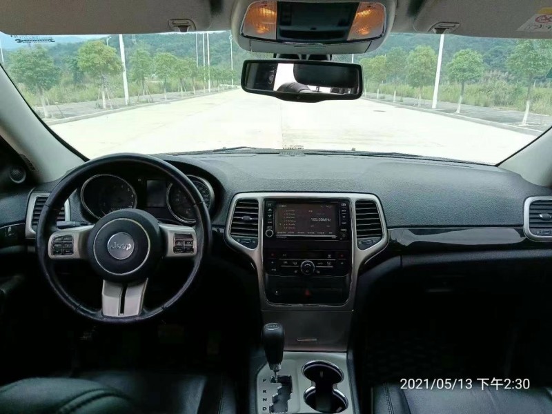 三明13年Jeep大切諾基6