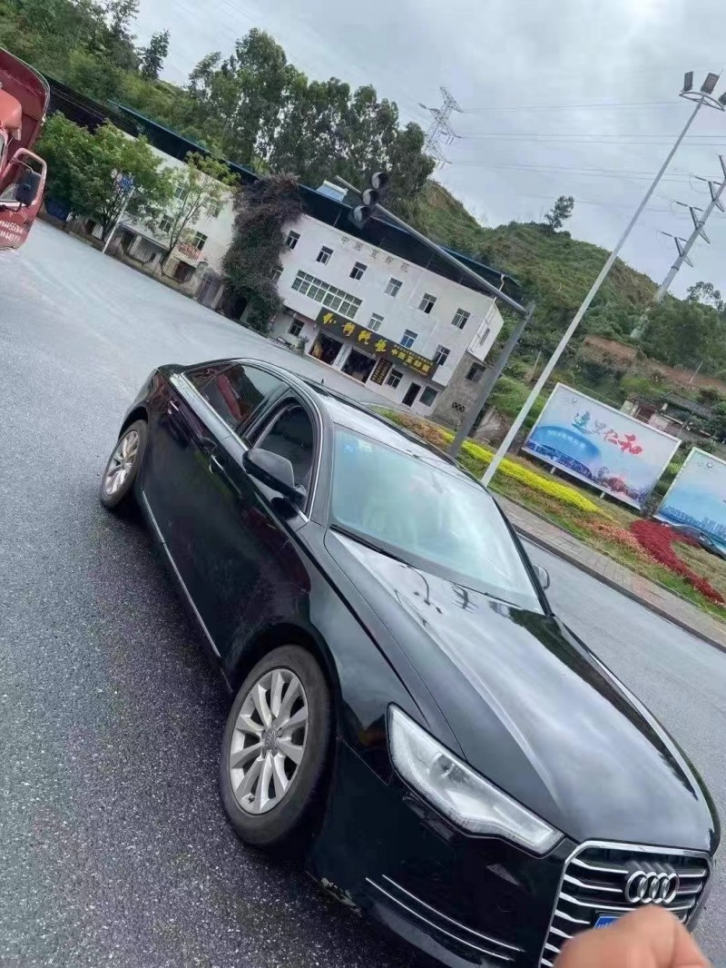 成都16年奥迪A6L3