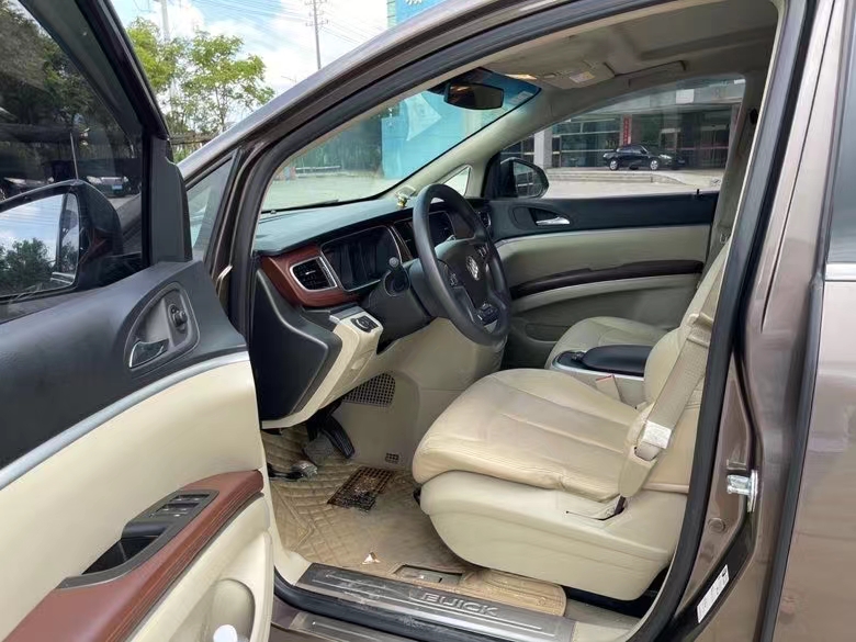 盐城18年别克GL84