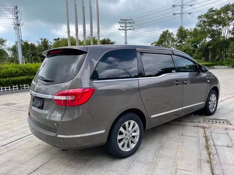 盐城18年别克GL86