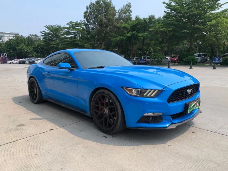 东莞17年福特野马1