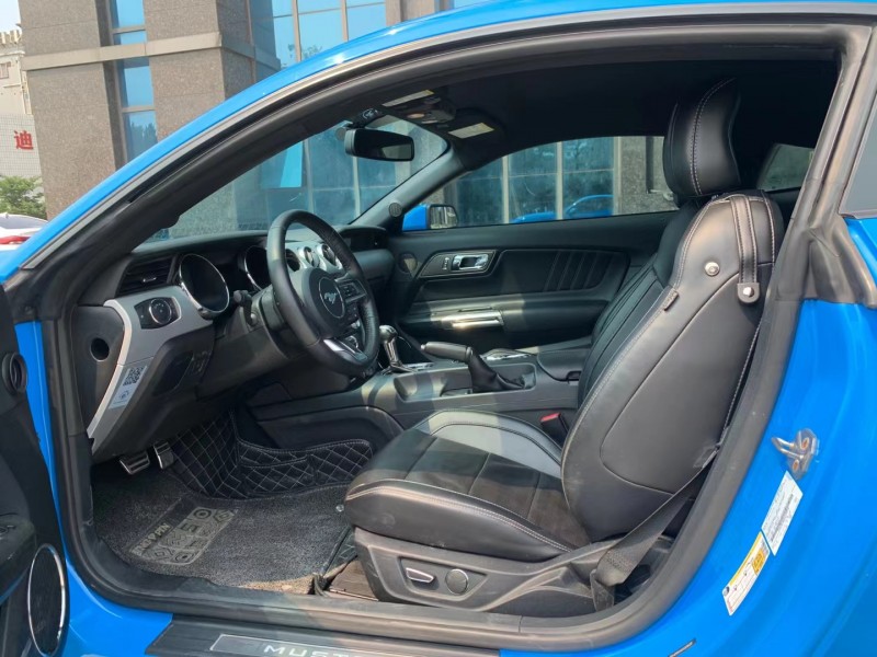 东莞17年福特野马8