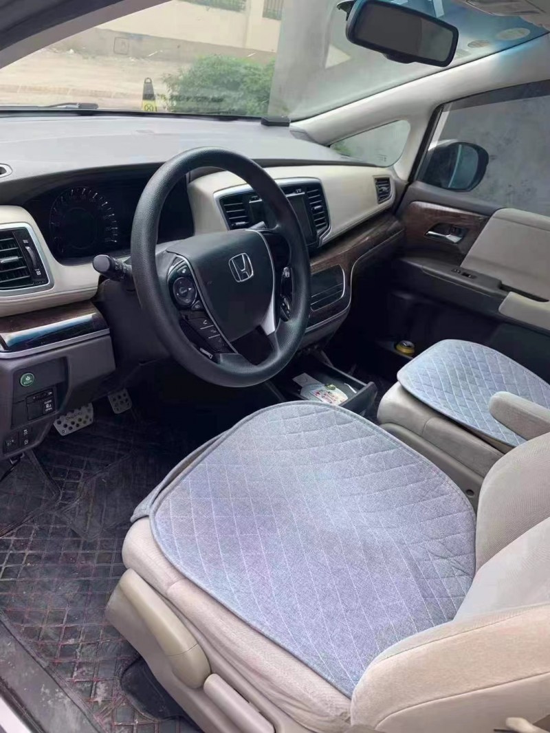 济宁16年本田奥德赛4