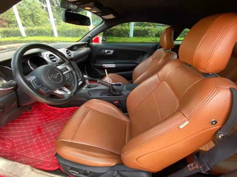 济宁16年福特野马6