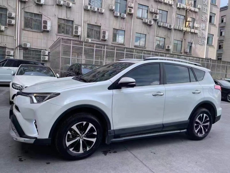 杭州19年豐田RAV4榮放3