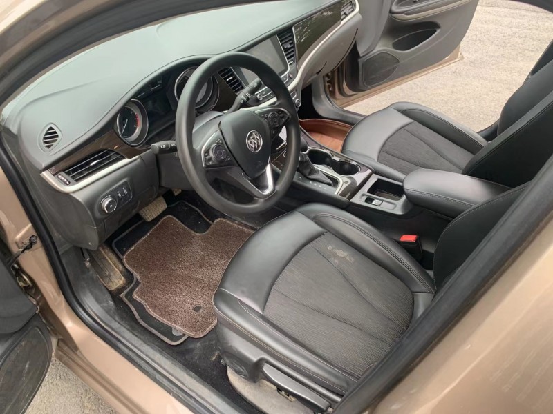 徐州18年别克威朗4