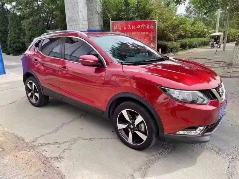 武汉17年日产逍客7