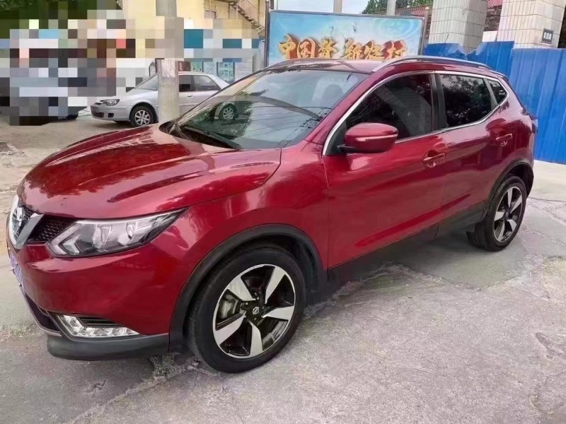 武汉17年日产逍客6