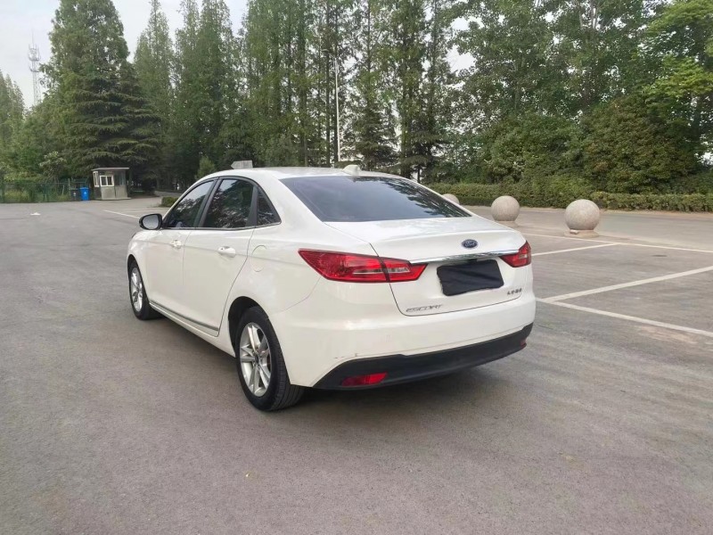 徐州19年福特福睿斯7