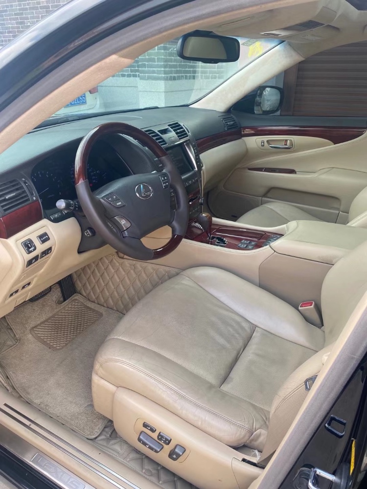 佛山08年雷克萨斯LS5