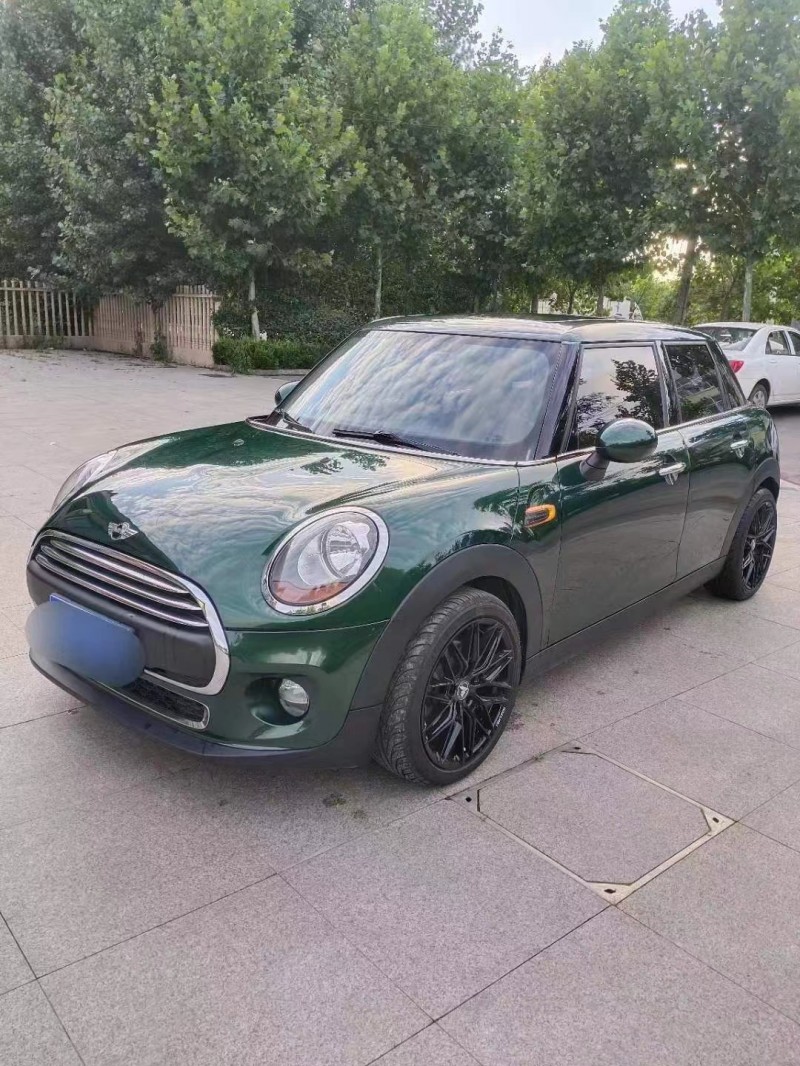 濟寧16年寶馬MINI3