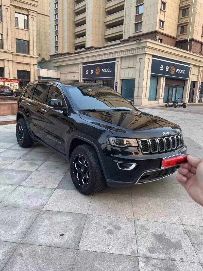 濰坊18年Jeep大切諾基3