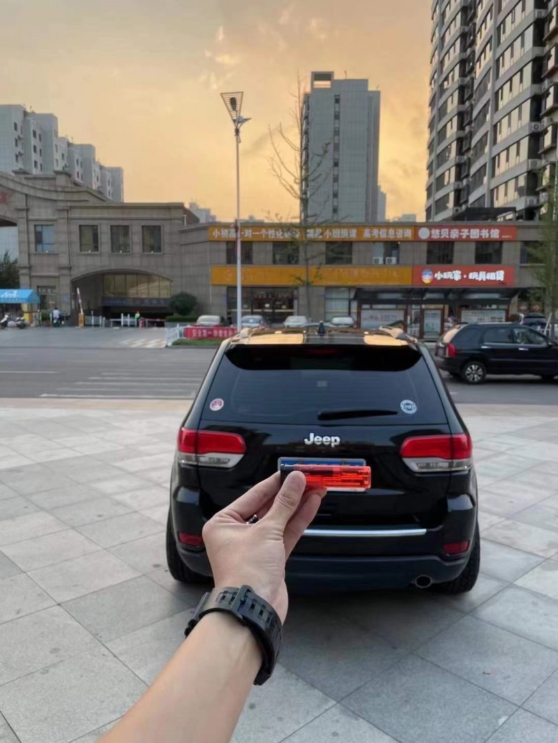 濰坊18年Jeep大切諾基9