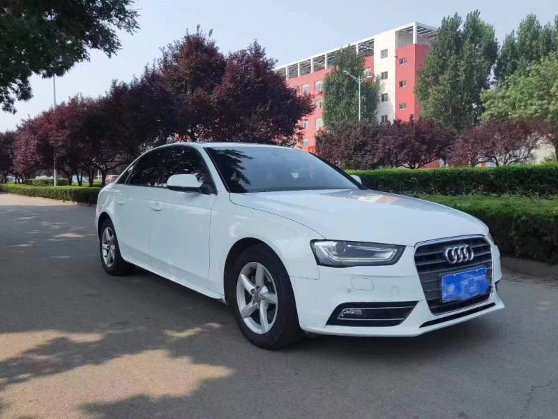 济宁15年奥迪A4L2