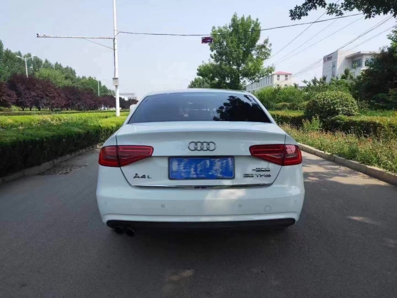 济宁15年奥迪A4L9