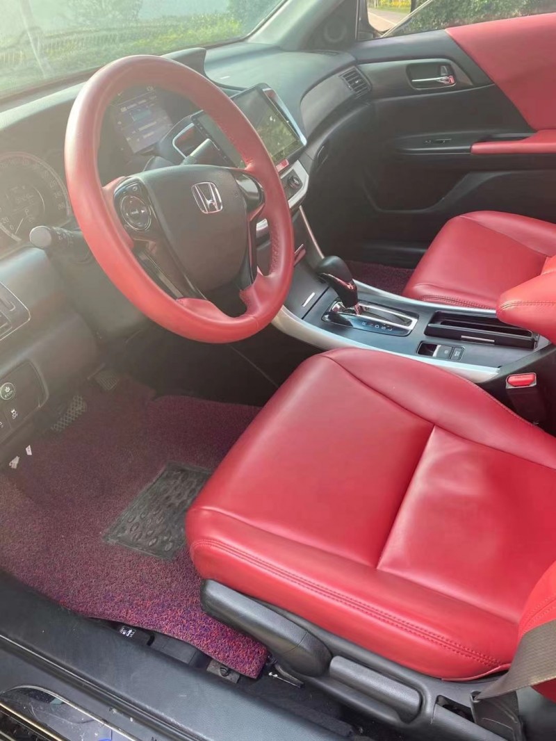 徐州16年本田雅阁4