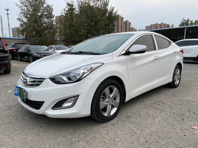 保定14年现代朗动3