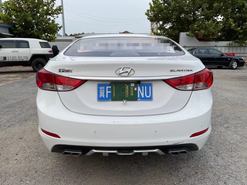 保定14年现代朗动8