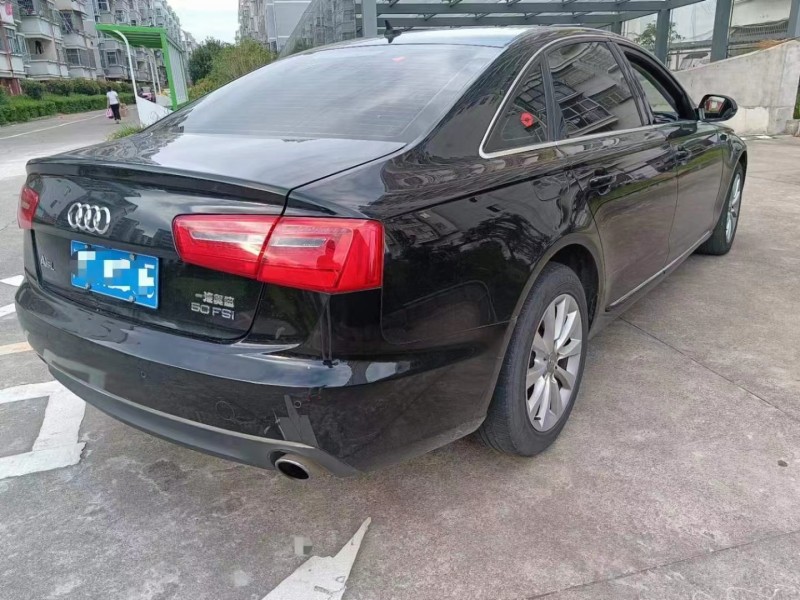 廈門14年奧迪A6L8