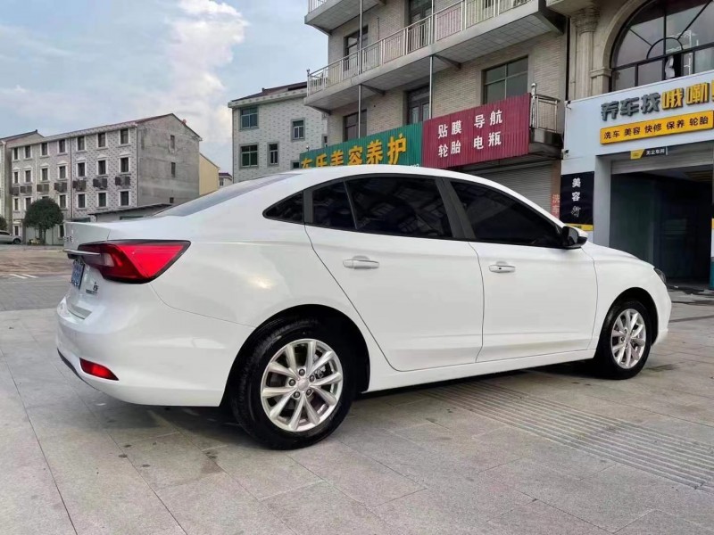 杭州21年榮威Ei58